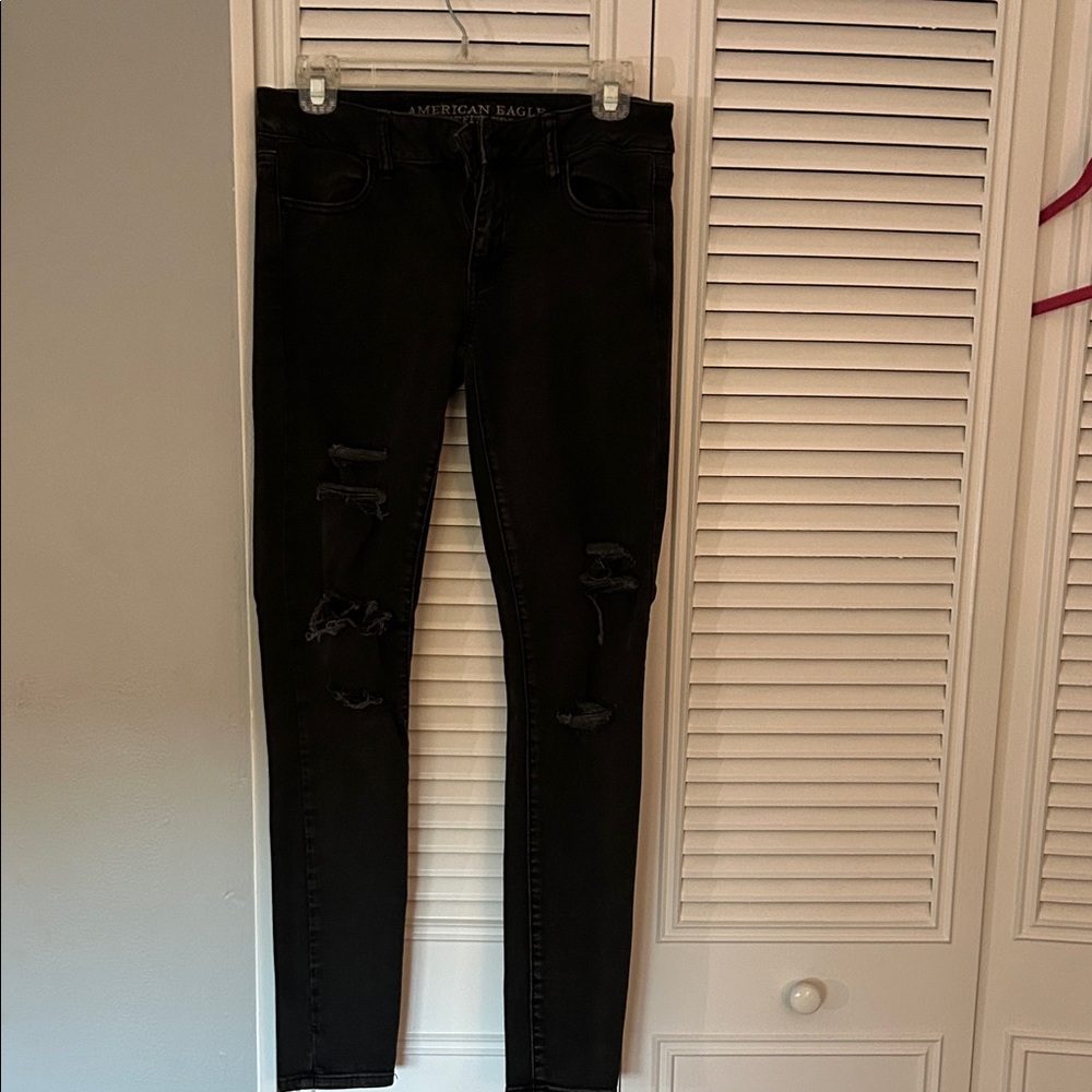 AEO Black Ripped Skinny Jeans